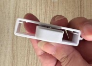 储存卡读卡器插卡方法是什么？如何正确使用读卡器？
