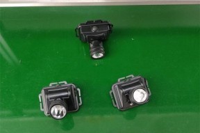 手机充电器式的头灯有何特点？它的工作原理是什么？