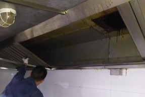 油烟机清洗技巧大揭秘：机型罩的油烟机如何清洗？