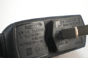 纸片大混战游戏机皮肤解锁方法是什么？