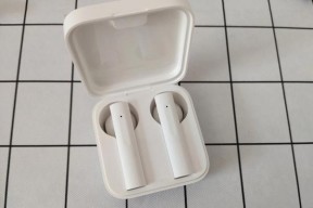 小米Air2SE耳机使用指南（轻松掌握小米Air2SE耳机的使用技巧和步骤）
