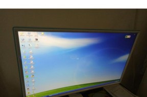 LED显示器闪屏原因分析与解决方法（LED显示器闪屏的频繁现象与解决办法）