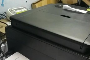 如何正确更换佳能复印机的粉盒（轻松学会佳能复印机更换粉盒的方法）