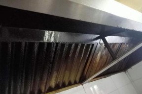 立式油烟机烟道清洗方法（彻底清除烟道污垢）