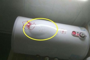 如何清洗热水器水箱（轻松解决热水器水箱清洗问题）