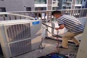 志高空调显示e0怎么维修？常见故障解决方法