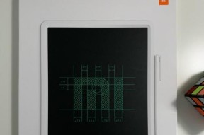 手写笔为什么发蓝光呢怎么回事？这是什么原因导致的？