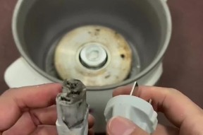 高压电饭煲电源维修方法（解决高压电饭煲电源问题的实用技巧）