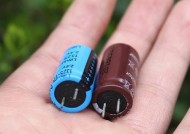 锂电池充电器电容的正确接法是什么？