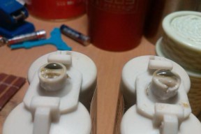 充电器磨损后如何修复？粘合方法是什么？