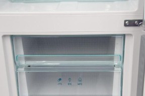 康佳冰箱E0故障解决方法（了解康佳冰箱闪烁E0故障的原因及解决方法）