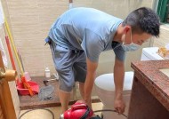 解决马桶下水反水问题的方法（马桶下水反水阀拆卸和清洁的详细步骤）