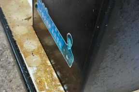 如何清洗油烟机以消除发热问题（简单有效的清洁方法让您的油烟机远离发热困扰）
