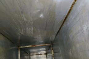 商用清洗油烟机的必要性（延长使用寿命，提升工作效率，保障餐饮安全）