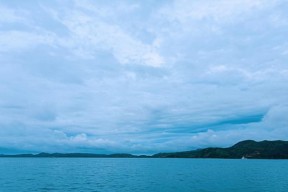 小米手机阴天湖面调色技巧是什么？