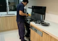 如何正确处理集成灶排烟管问题（简单实用的集成灶排烟管清洁和维护方法）