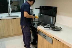 如何正确处理集成灶排烟管问题（简单实用的集成灶排烟管清洁和维护方法）
