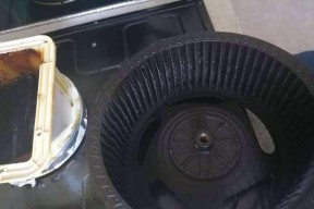 小饭店油烟机烟罩清洗方法是什么？需要多长时间？