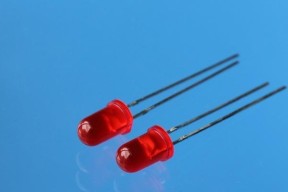 LED灯珠更换指南（超详细步骤）
