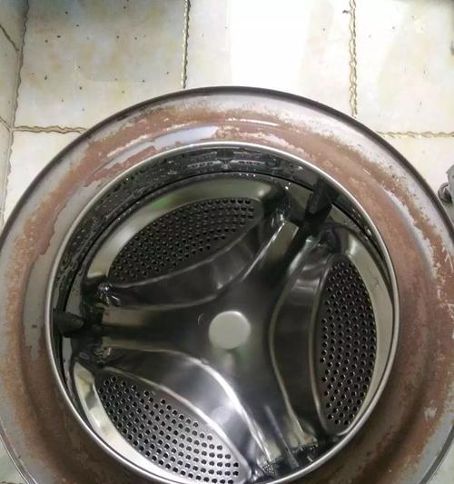 清洁洗衣机的终极指南（教你如何去除洗衣机污垢）  第3张