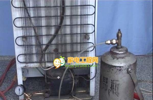 冰箱电流故障判断方法（如何检测冰箱电流故障及解决方法）  第1张