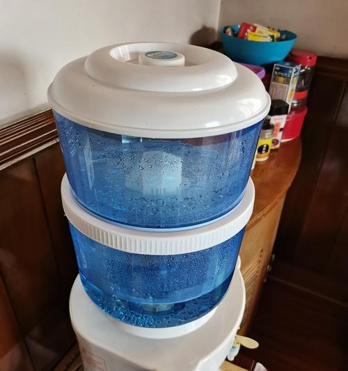 净水器桶损坏如何修复（快速解决净水器桶损坏问题的有效方法）  第1张