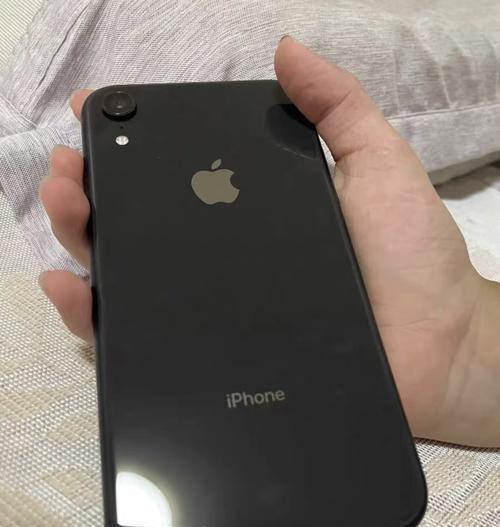 iPhoneXR的屏幕尺寸多大（探索iPhoneXR的尺寸）  第1张