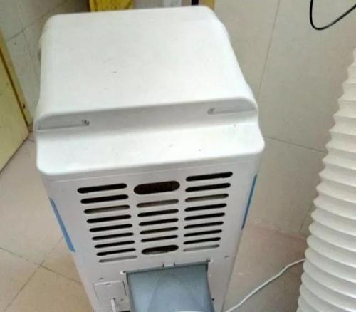 空调粗管结冰的原因与故障排除（探究空调粗管结冰的主要原因及解决方法）  第1张