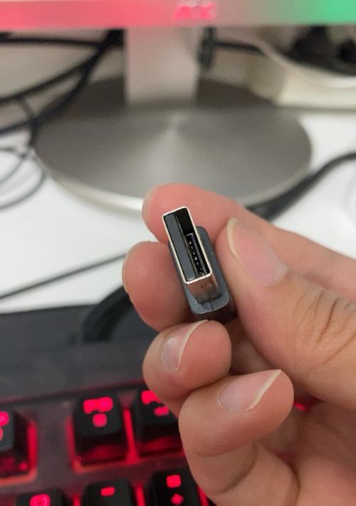 如何连接无线鼠标与电脑（简易步骤指南及注意事项）  第1张