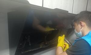 消除油烟机异味的有效方法（清洗完油烟机后如何去除残留的异味）  第1张