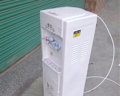 公用饮水机调节方法（让您的饮水机更加安全和健康）  第1张