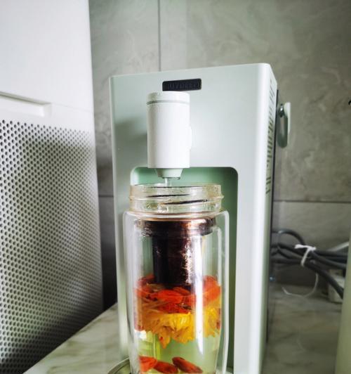 饮水机下水断了怎么修（解决饮水机下水问题的简易方法）  第1张