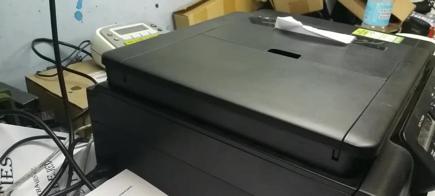 如何正确更换佳能复印机的粉盒（轻松学会佳能复印机更换粉盒的方法）  第1张