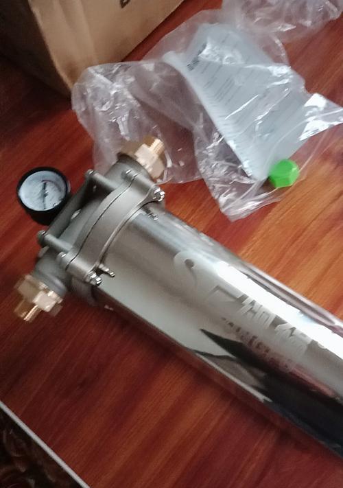 净水器水罐拆卸方法（简单易行的拆卸步骤详解）  第3张