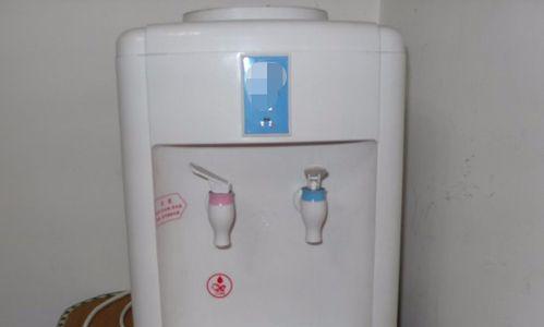 饮水机水小问题解决方法（有效解决饮水机水小的实用技巧）  第3张