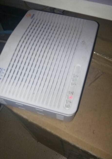 投影仪停电闪红灯的原因及解决方法（揭秘投影仪停电闪红灯的奥秘）  第2张