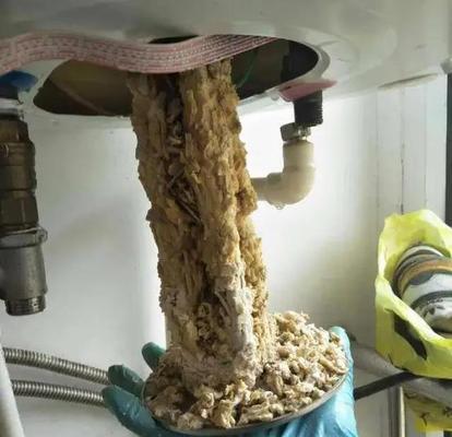如何清理热水器内部水垢，让你的热水器更加高效（教你一招清理内部水垢的方法）  第3张