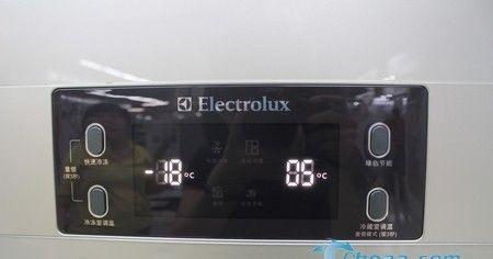 伊莱克斯冰箱故障代码分析（解读伊莱克斯冰箱故障代码）  第2张