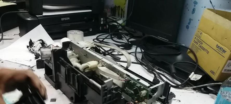 如何解决复印机卡纸碎了的问题（简单操作教程）  第2张
