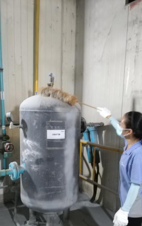 如何修理损坏的风幕机（教你轻松解决风幕机故障的方法）  第2张