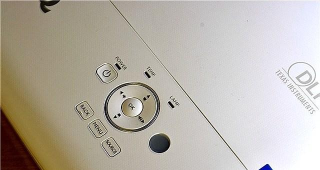 利用旧电视机变身投影仪的实用指南（轻松打造家庭影院）  第2张