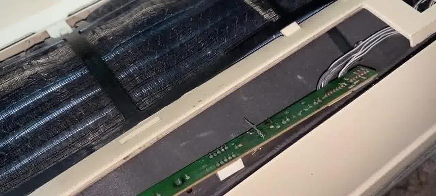 空调开机出现F1故障解析（探索空调开机出现F1错误代码的原因及解决方法）  第3张