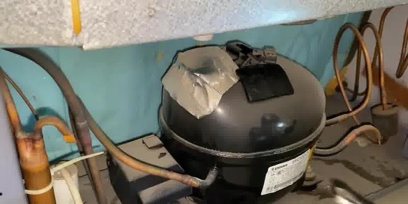 解决美菱冰箱显示E1故障的方法（排查和修复E1错误代码的步骤）  第2张