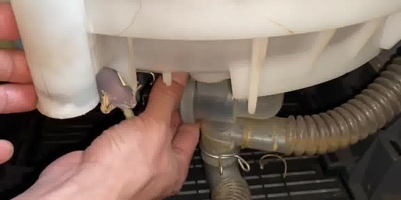 三星洗衣机显示4C故障及维修解决方法（解析三星洗衣机出现4C故障代码的原因以及维修步骤）  第1张