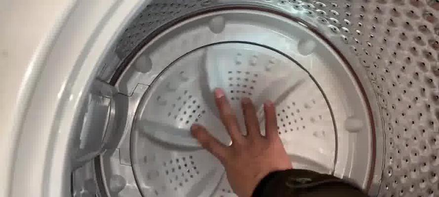 三星洗衣机显示4C故障及维修解决方法（解析三星洗衣机出现4C故障代码的原因以及维修步骤）  第2张