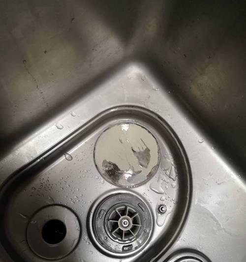 洗碗机玻璃水垢怎么去除？有效去除方法有哪些？  第2张