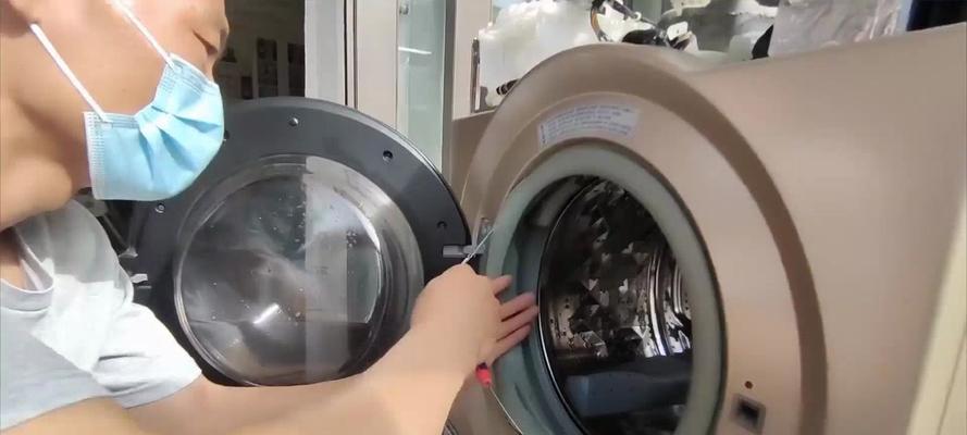 小天鹅滚筒洗衣机拆解步骤是什么？拆开后如何正确清洗？  第3张