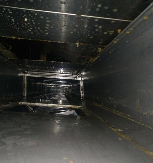 使用消毒液清洗油烟机需要注意什么？步骤和效果如何？  第1张