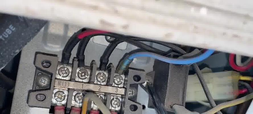 春兰空调出现E4故障代码是什么原因？如何解决？  第1张