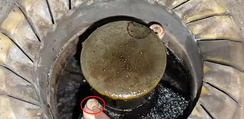 煤气灶打火后一放手就熄灭是什么原因？如何解决？  第3张
